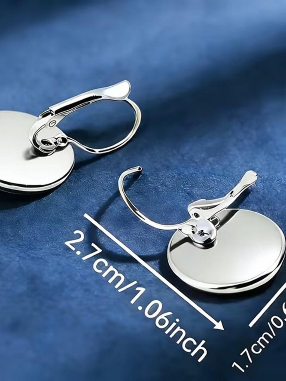 Dangle Earrings Independent - Picture 2 of 2